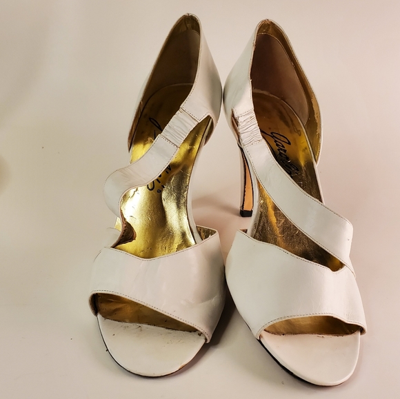 Vintage Glam 70s Open Toed Heels with Angular Strap - Picture 7 of 15